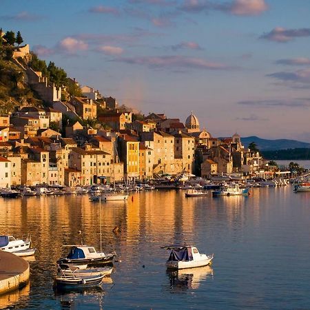 Sibenik Modern Apartment Exterior photo